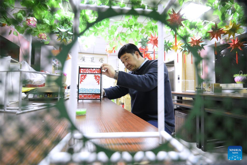 Histoire en photos d'un fabricant de lanternes traditionnelles de Beijing