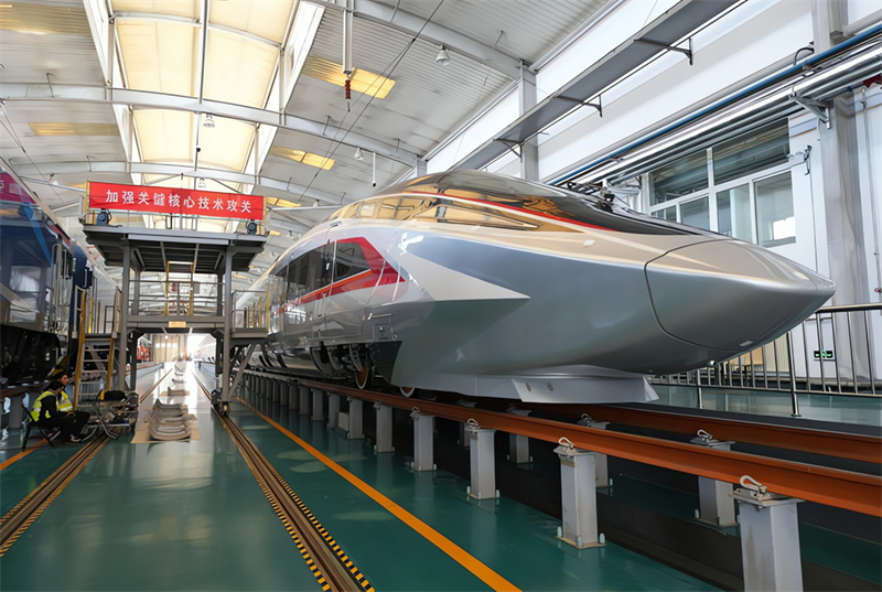 Un prototype de train à grande vitesse CR450 a passé des tests à Beijing