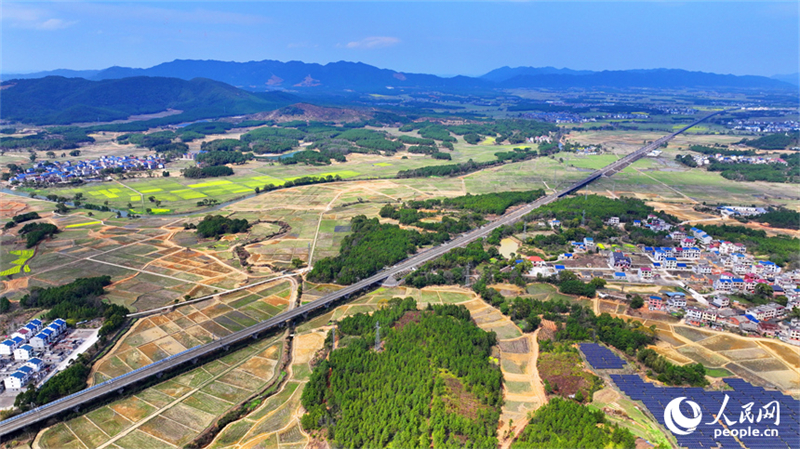 Jiangxi : à Jishui, la campagne luxuriante est belle comme une peinture