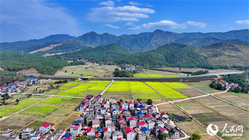 Jiangxi : à Jishui, la campagne luxuriante est belle comme une peinture