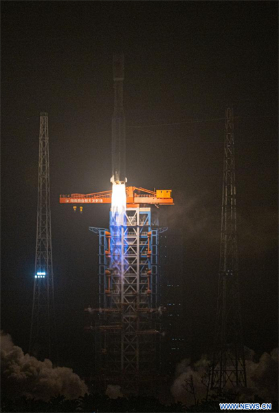 La Chine envoie 18 satellites dans l'espace depuis le site de lancement spatial commercial de Hainan