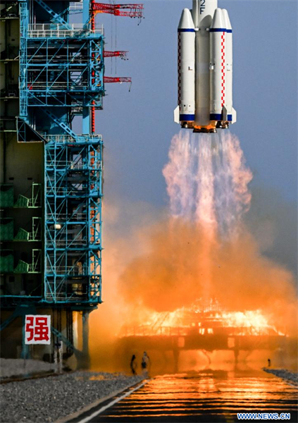 La Chine lance le vaisseau spatial habité Shenzhou-20