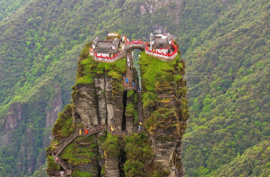 Guizhou : les paysages pittoresques du mont Fanjing à Tongren