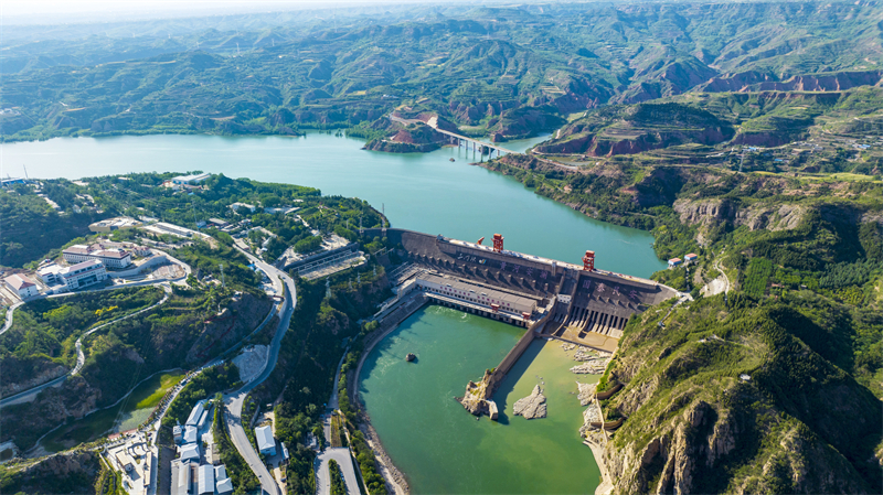 Henan : à Sanmenxia, les deux rives du fleuve Jaune sont aussi belles qu'une peinture
