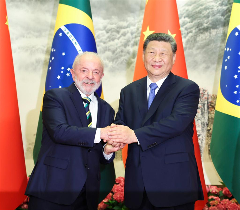 Xi Jinping s'entretient avec le président brésilien