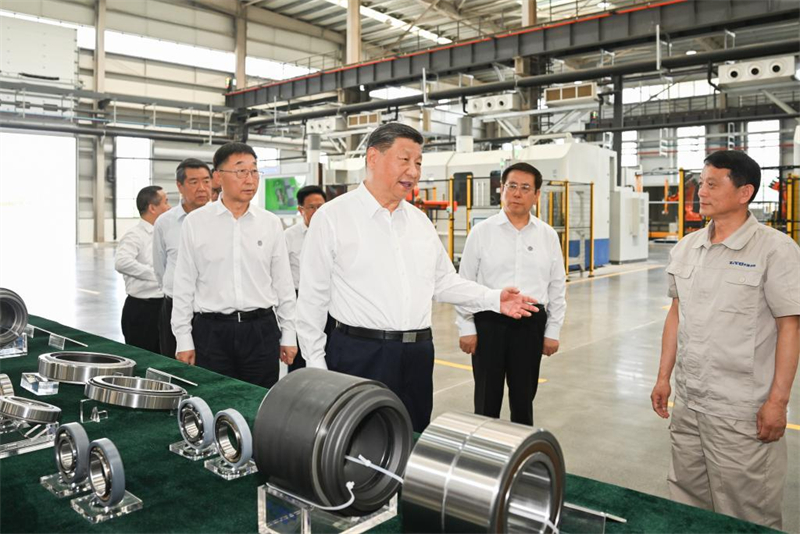 Xi Jinping inspecte la ville de Luoyang dans le centre de la Chine