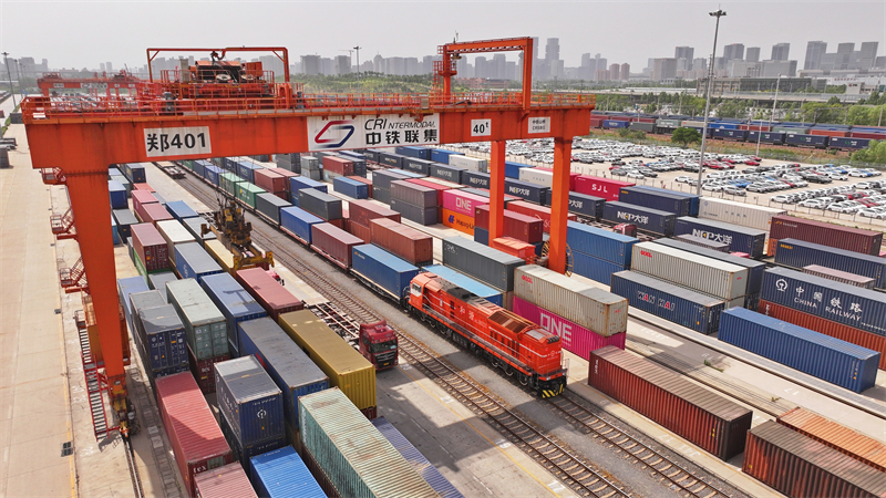 Henan : les trains de fret Chine-Europe se préparent à partir depuis Zhengzhou