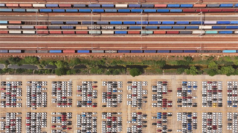 Henan : les trains de fret Chine-Europe se préparent à partir depuis Zhengzhou