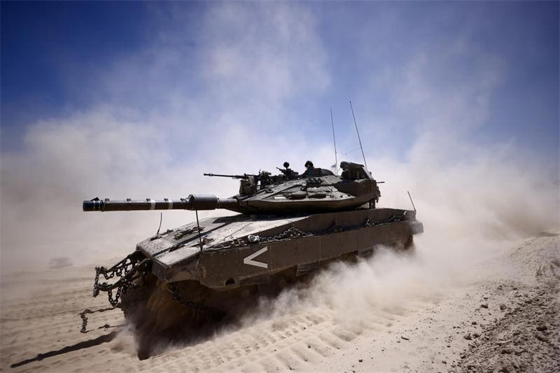 Un char israélien près de la frontière sud d'Israël avec Gaza, le 20 mai 2025. (Xinhua/Jamal Awad)