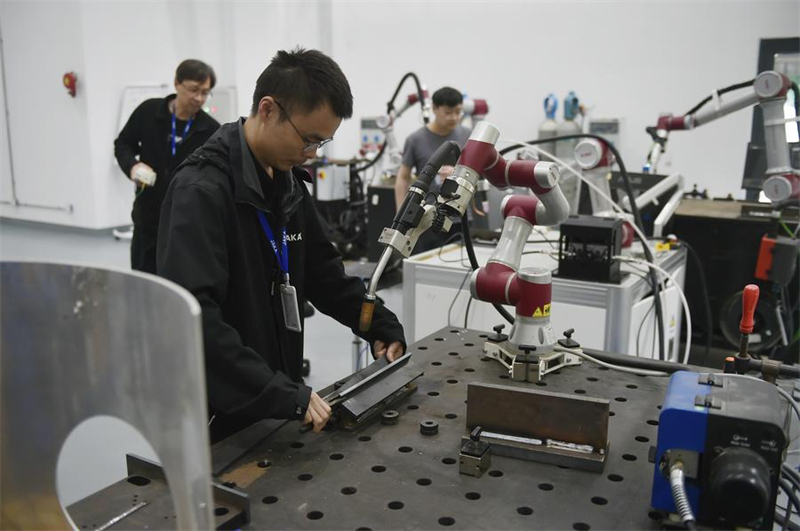 La Chine élabore un plan d'action pour les chaînes d'approvisionnement numériques et intelligentes