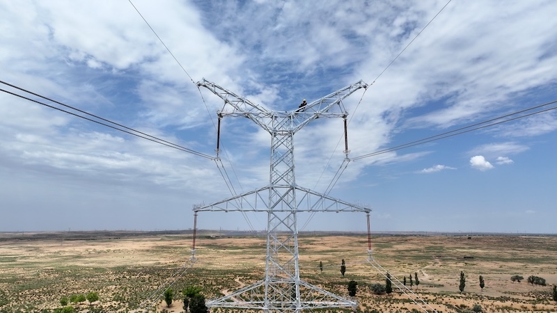 Ningxia : un projet photovoltaïque composite d'un million de kW connecté à Lingwu
