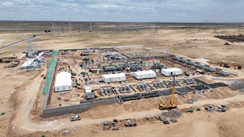 Ningxia : un projet photovoltaïque composite d'un million de kW connecté à Lingwu