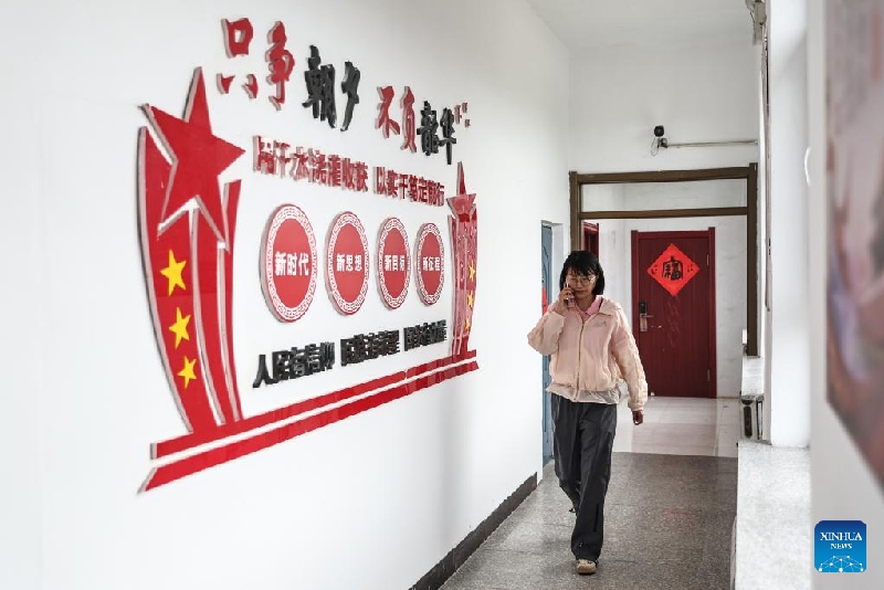 Liaoning : une fille suit les traces de son père pour revitaliser sa ville natale