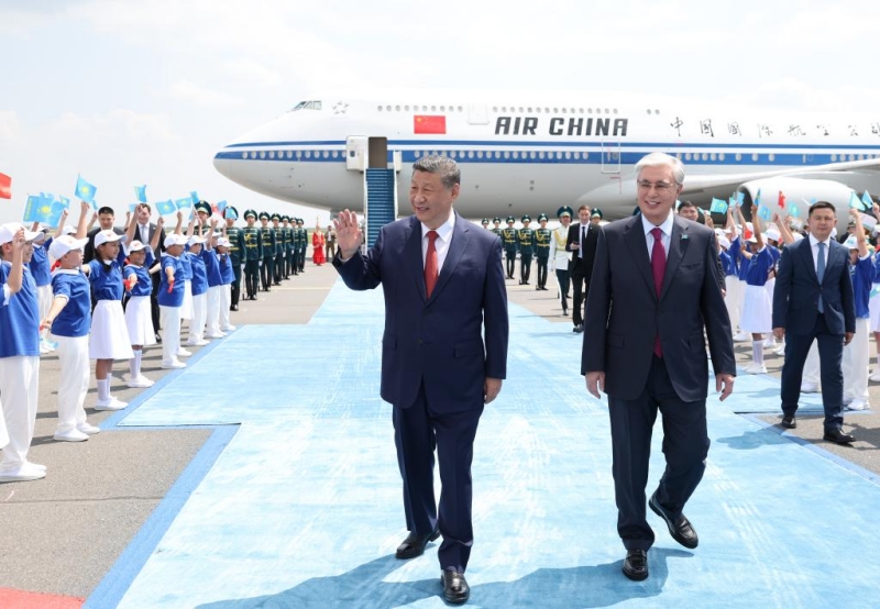 Xi arrive à Astana pour le second sommet Chine-Asie centrale