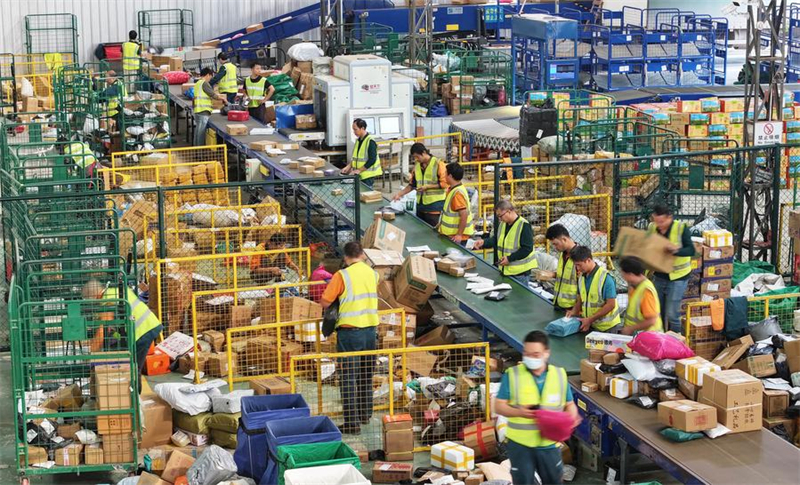 Chine : les exportations de l'e-commerce transfrontalier atteignent un nouveau record en 2024