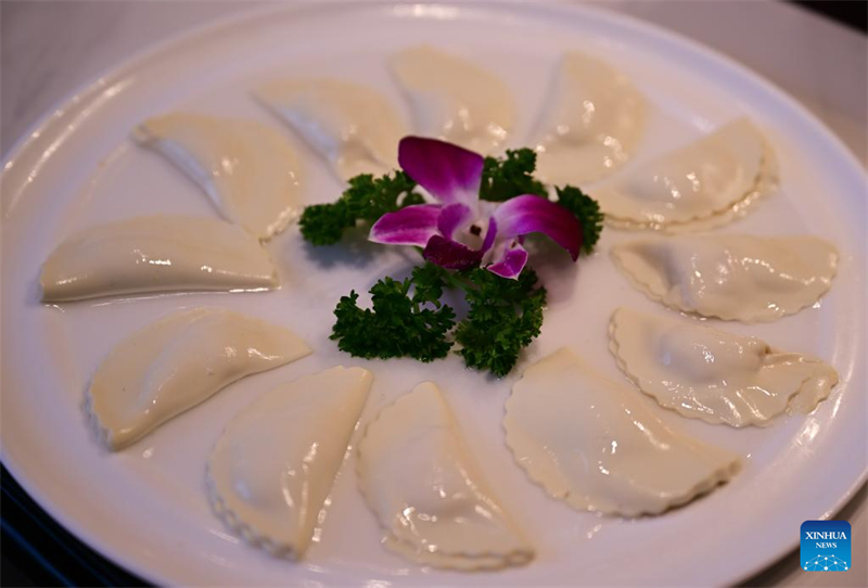 Anhui : comment les techniques traditionnelles de fabrication du tofu alimentent la croissance de l'industrie du soja à Huainan