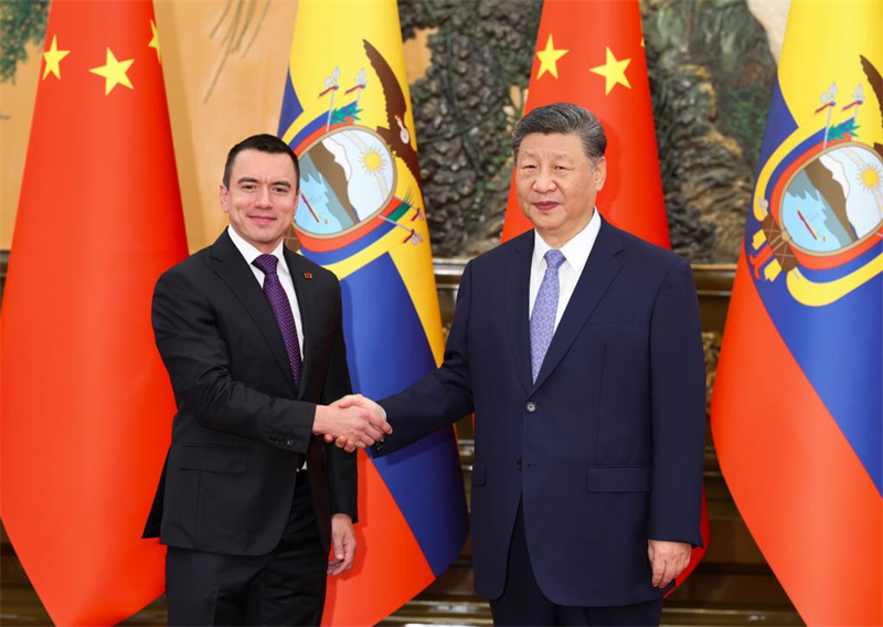 Xi Jinping rencontre le président équatorien