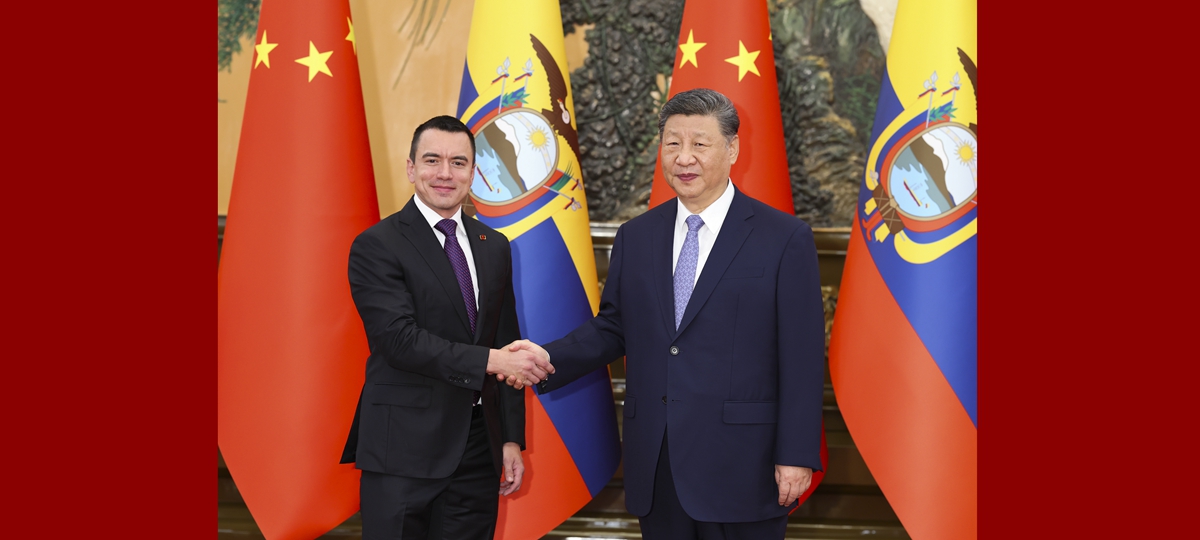 Xi Jinping rencontre le président équatorien