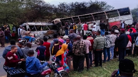 Tanzanie : 38 morts dans la collision entre un autocar et un minibus dans le nord du pays