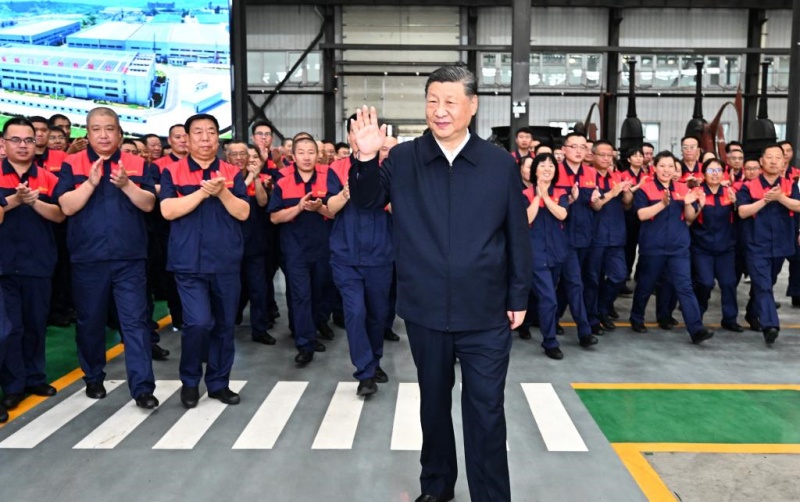 Xi Jinping met l'accent sur la transformation de l'économie basée sur les ressources et la promotion de la modernisation chinoise lors de son inspection au Shanxi