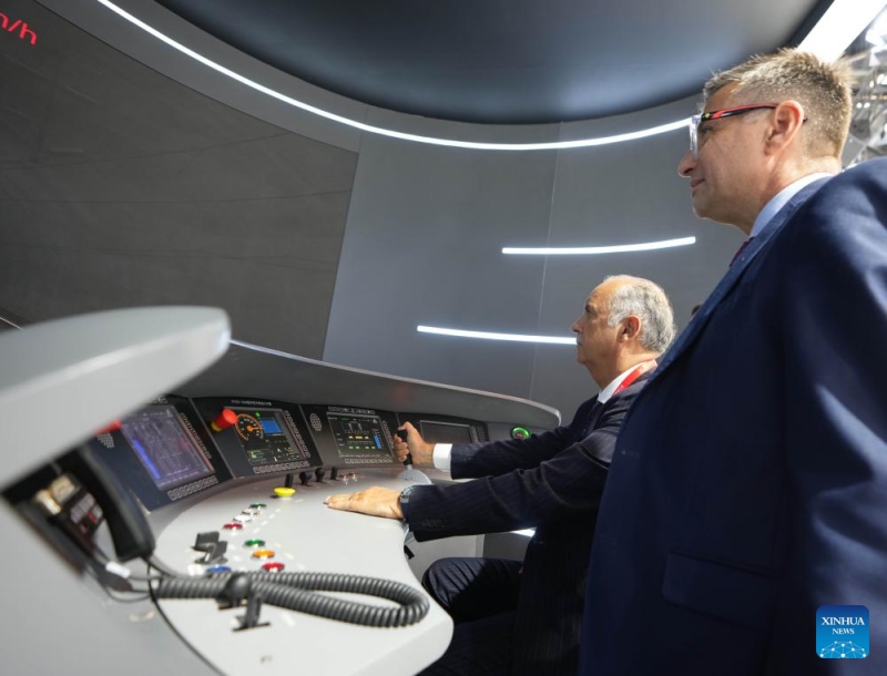 Ouverture de l'exposition « Chemins de fer modernes 2025 » à Beijing