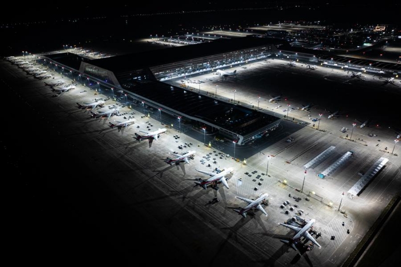 Hubei : en visite nocturne à Ezhou, premier aéroport chinois axé sur le fret