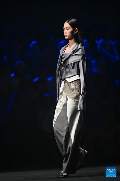 En photos : le 19e Concours final des super mannequins de Chine à Shanghai