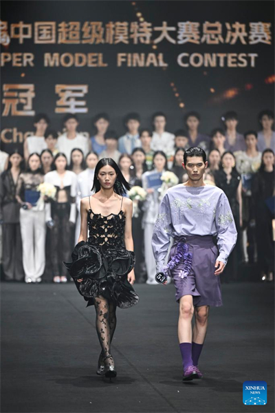 En photos : le 19e Concours final des super mannequins de Chine à Shanghai