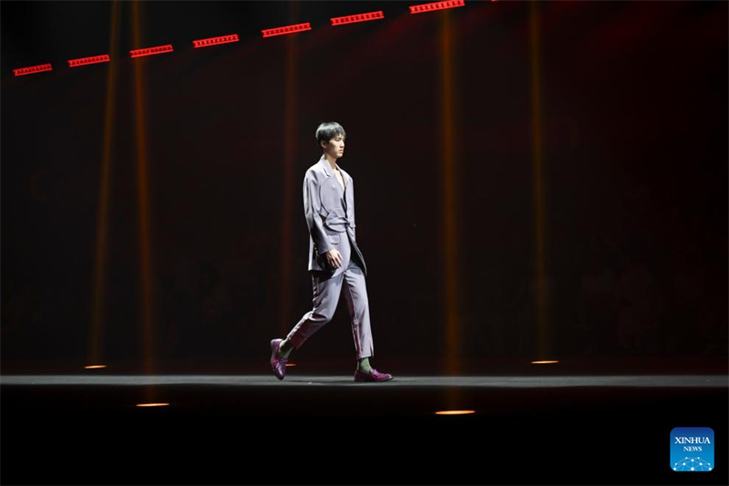 En photos : le 19e Concours final des super mannequins de Chine à Shanghai