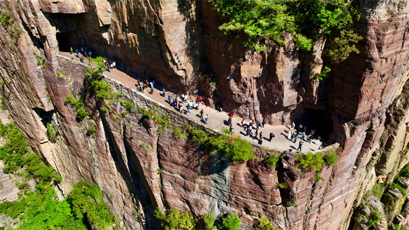 Henan : la légendaire route à flanc de falaise du village de Guoliang