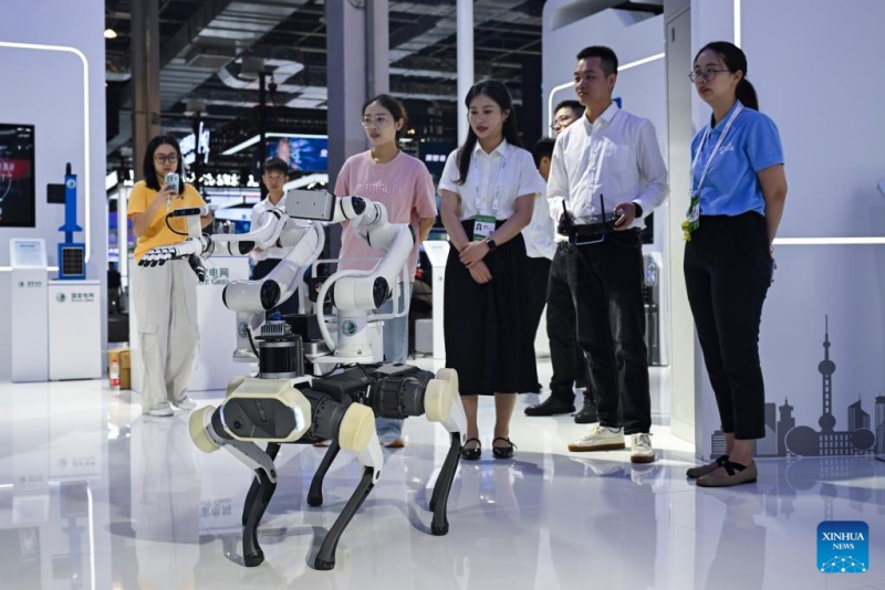 Shanghai : les robots intelligents en vedette à la WAIC 2025