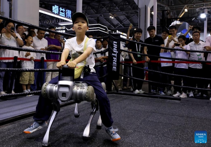 Shanghai : les robots intelligents en vedette à la WAIC 2025
