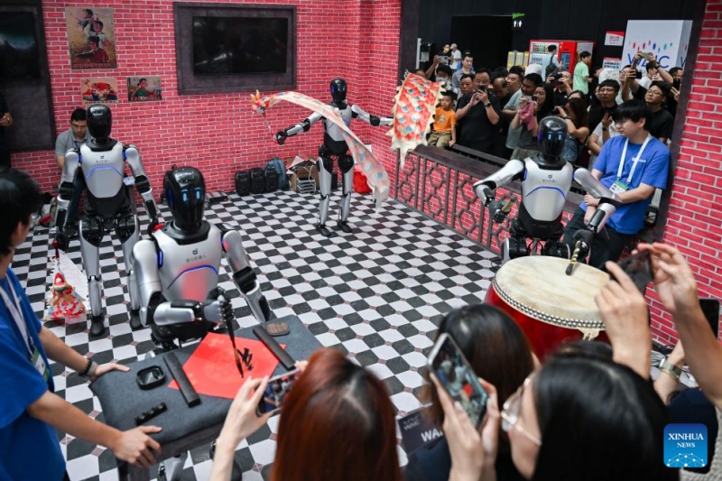 Shanghai : les robots intelligents en vedette à la WAIC 2025