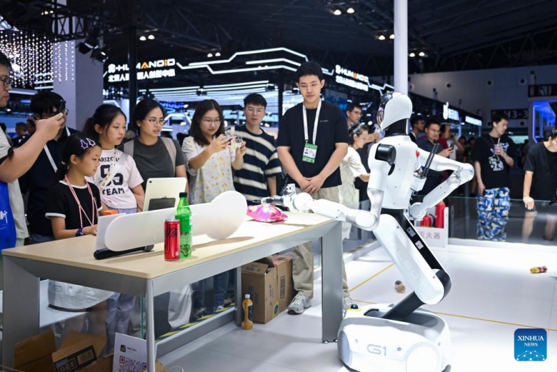 Shanghai : les robots intelligents en vedette à la WAIC 2025