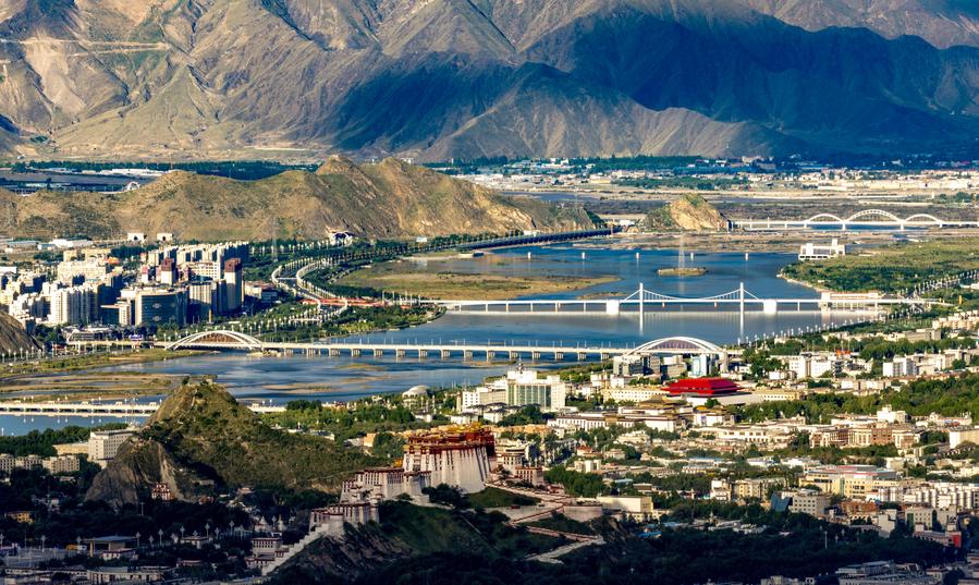 Xizang: les ponts de Lhassa, incarnation du développement du Xizang