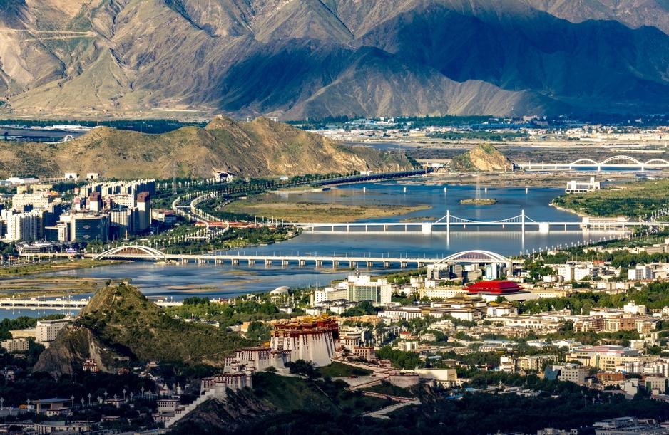 Xizang: les ponts de Lhassa, incarnation du développement du Xizang