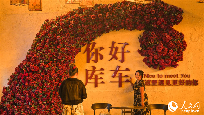 Xinjiang : la vie nocturne animée de la vieille ville de Kuqa