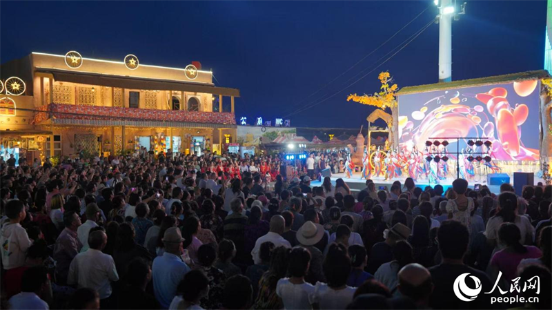 Xinjiang : la vie nocturne animée de la vieille ville de Kuqa