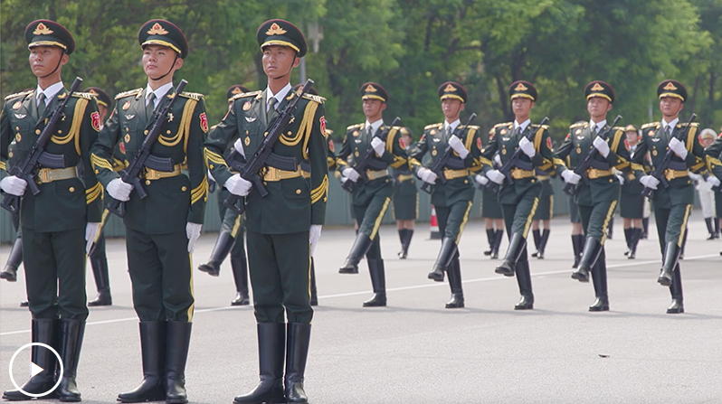 Spectaculaire ! Un aperçu des terrains d'entraînement pour le défilé du Jour de la victoire en Chine