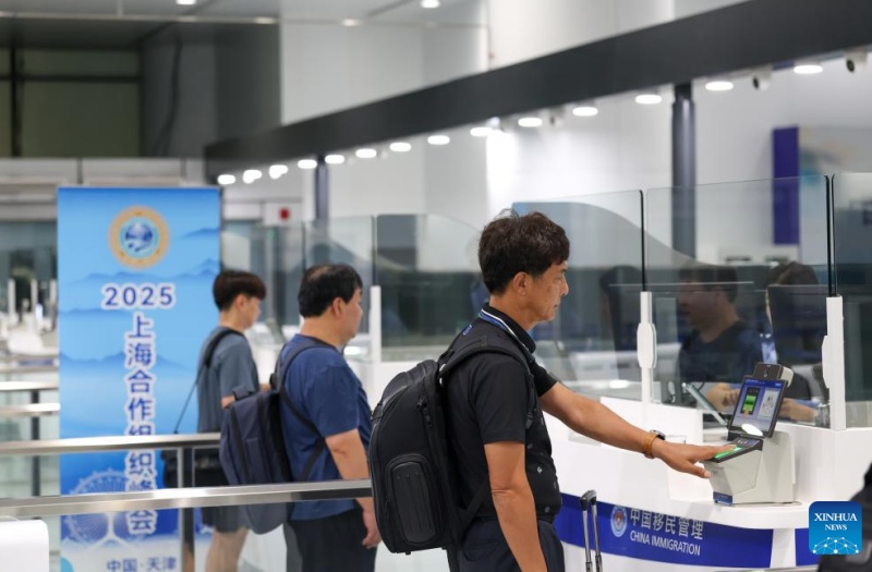L'aéroport de Tianjin dévoile une nouvelle installation d'immigration avant le Sommet de l'OCS