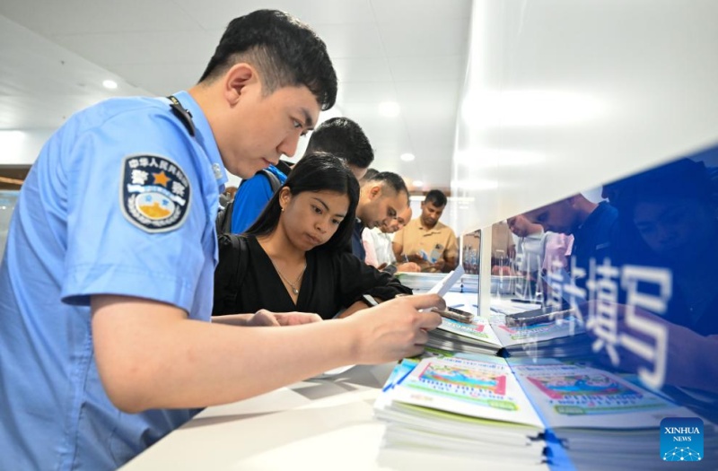 L'aéroport de Tianjin dévoile une nouvelle installation d'immigration avant le Sommet de l'OCS
