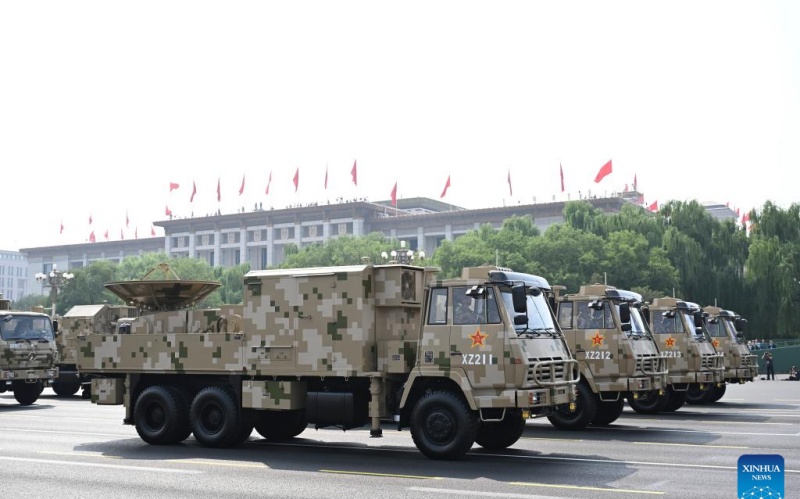 La Chine dévoile des équipements d'affrontement électronique lors du défilé de la Journée de la Victoire