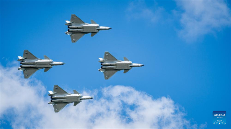 Jilin : un aperçu des activités de la journée portes ouvertes de l'aviation 2025 des forces aériennes de l'APL et du Salon de l'aéronautique de Changchun