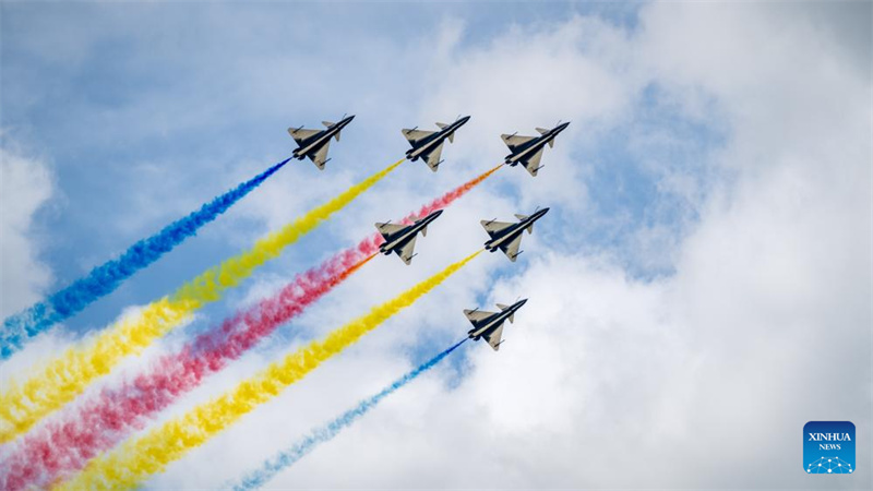 Jilin : un aperçu des activités de la journée portes ouvertes de l'aviation 2025 des forces aériennes de l'APL et du Salon de l'aéronautique de Changchun