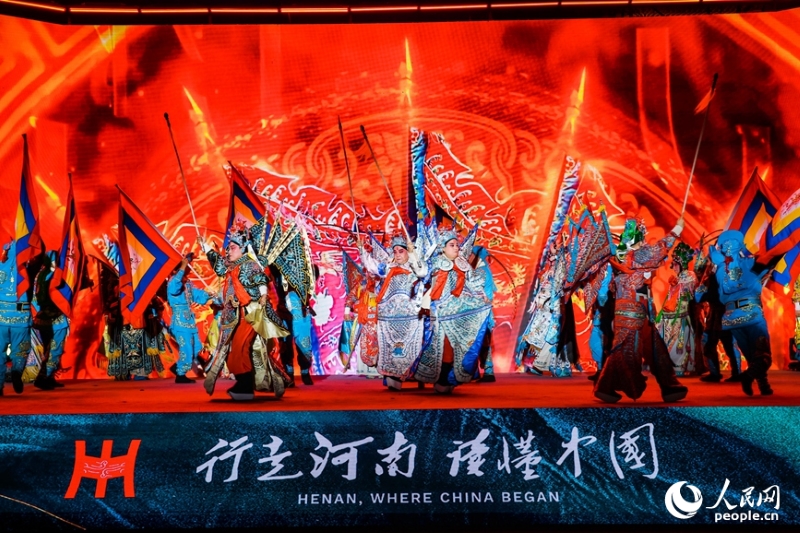 Henan : la conférence de promotion du tourisme des monts Taihang a eu lieu à Xinxiang