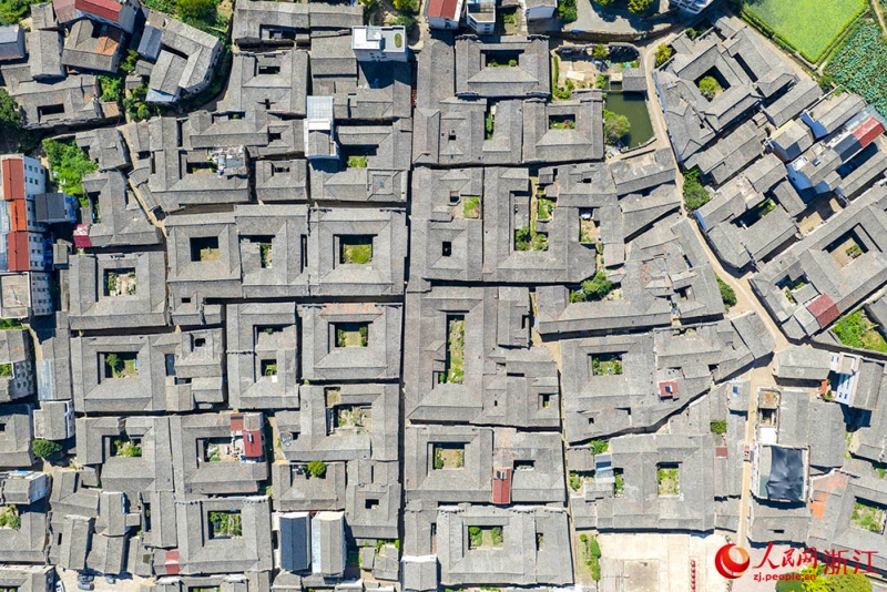 Zhejiang : les anciennes résidences de Jinyun font peau neuve