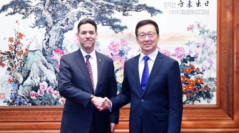 Le vice-président chinois rencontre le président du Sénat de l'Etat américain de l'Oregon