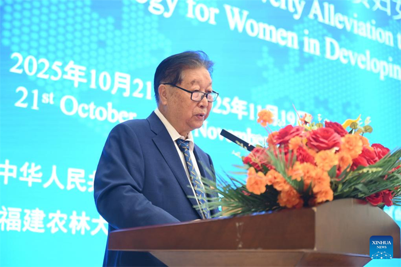 Fujian : une formation sur la lutte contre la pauvreté grâce à la technologie Juncao pour les femmes des pays en développement organisée à Fuzhou