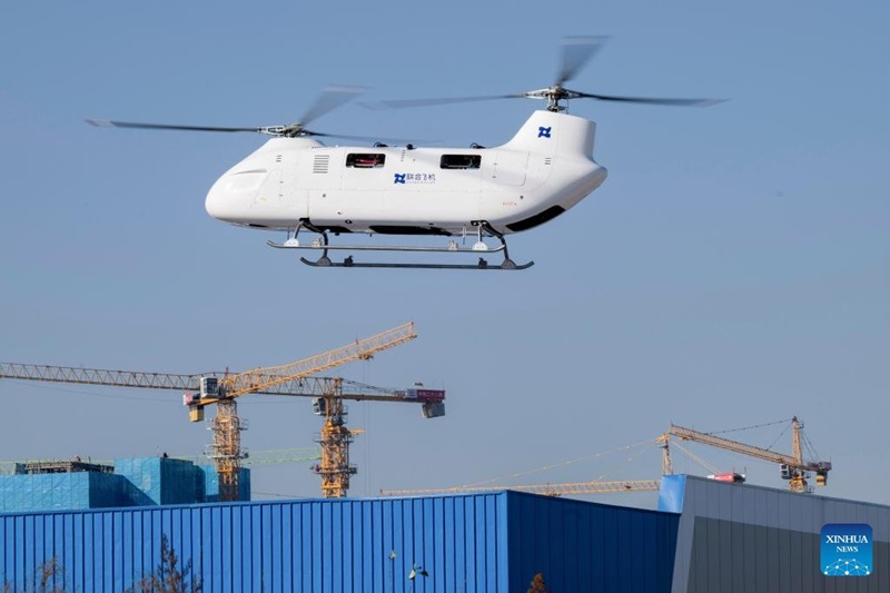 Heilongjiang : l'hélicoptère autonome à rotor en tandem Boying T1400 a effectué son vol inaugural à Harbin