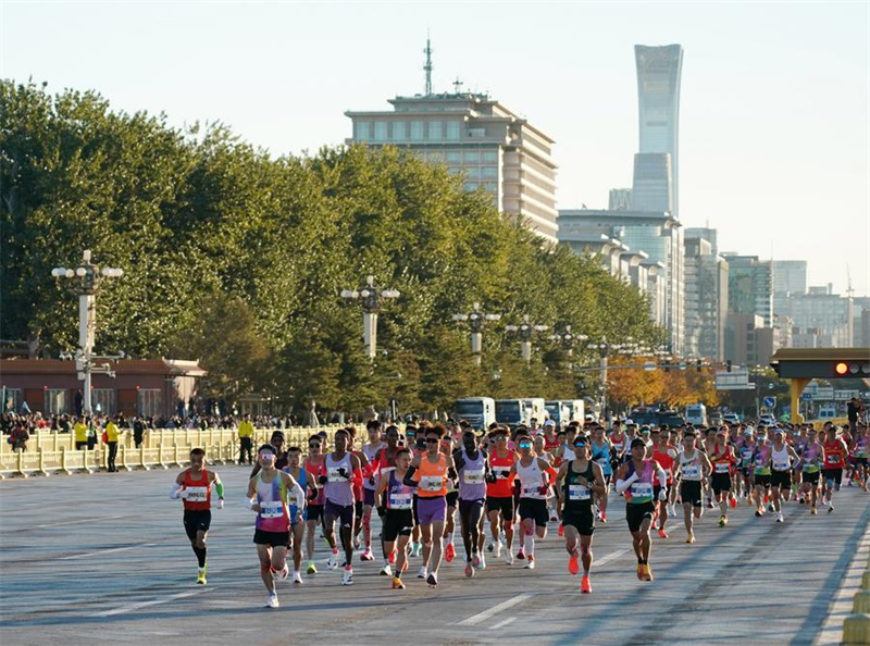 Comment le Marathon de Beijing unit tradition et esprit dans la double ville olympique
